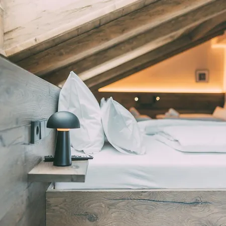 Livalpin - With Private Sauna & Whirlpool Apartmán *