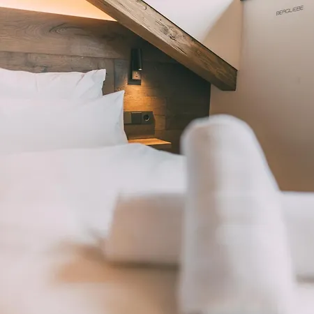 Apartmán Livalpin - With Private Sauna & Whirlpool