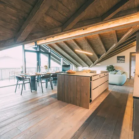 Livalpin - With Private Sauna & Whirlpool Apartmán *