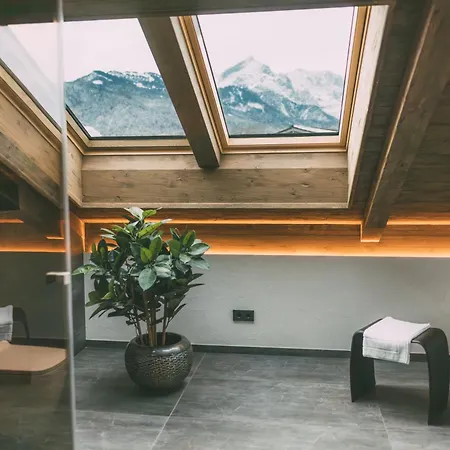 Apartmán Livalpin - With Private Sauna & Whirlpool
