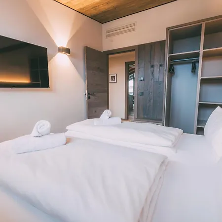 Livalpin - With Private Sauna & Whirlpool Apartmán