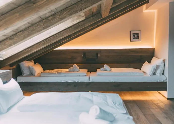 Livalpin - With Private Sauna & Whirlpool * جارمش بارتنكيرشن